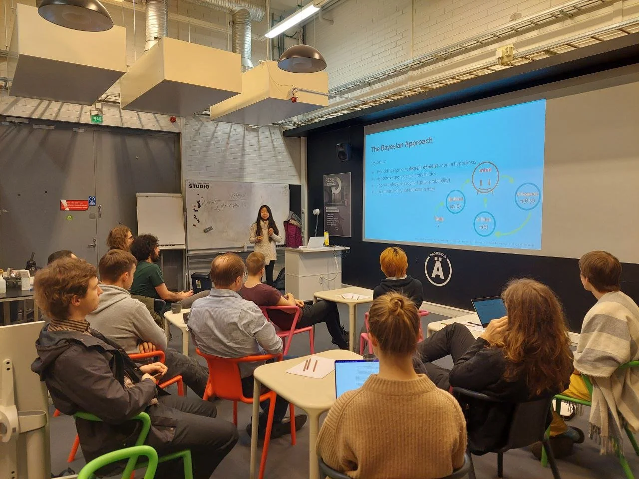 Students learn career design methods to clarify their identity and future